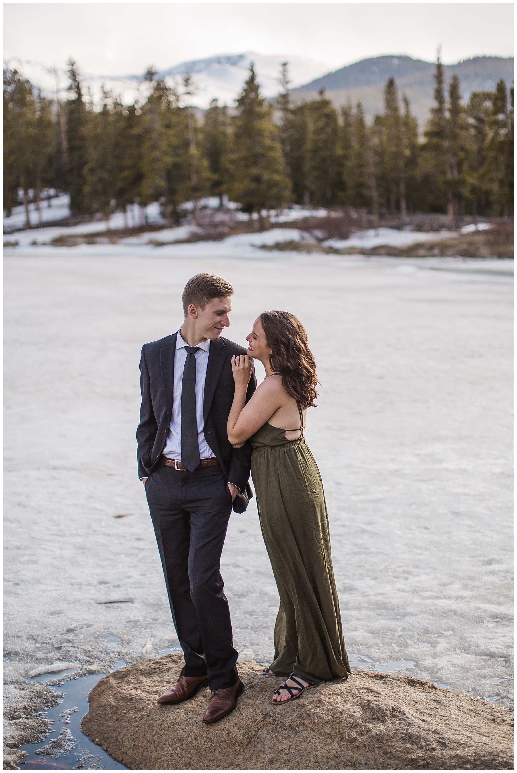 2019-06-13_0017 Echo Lake Engagement Session - Nikki & Perry