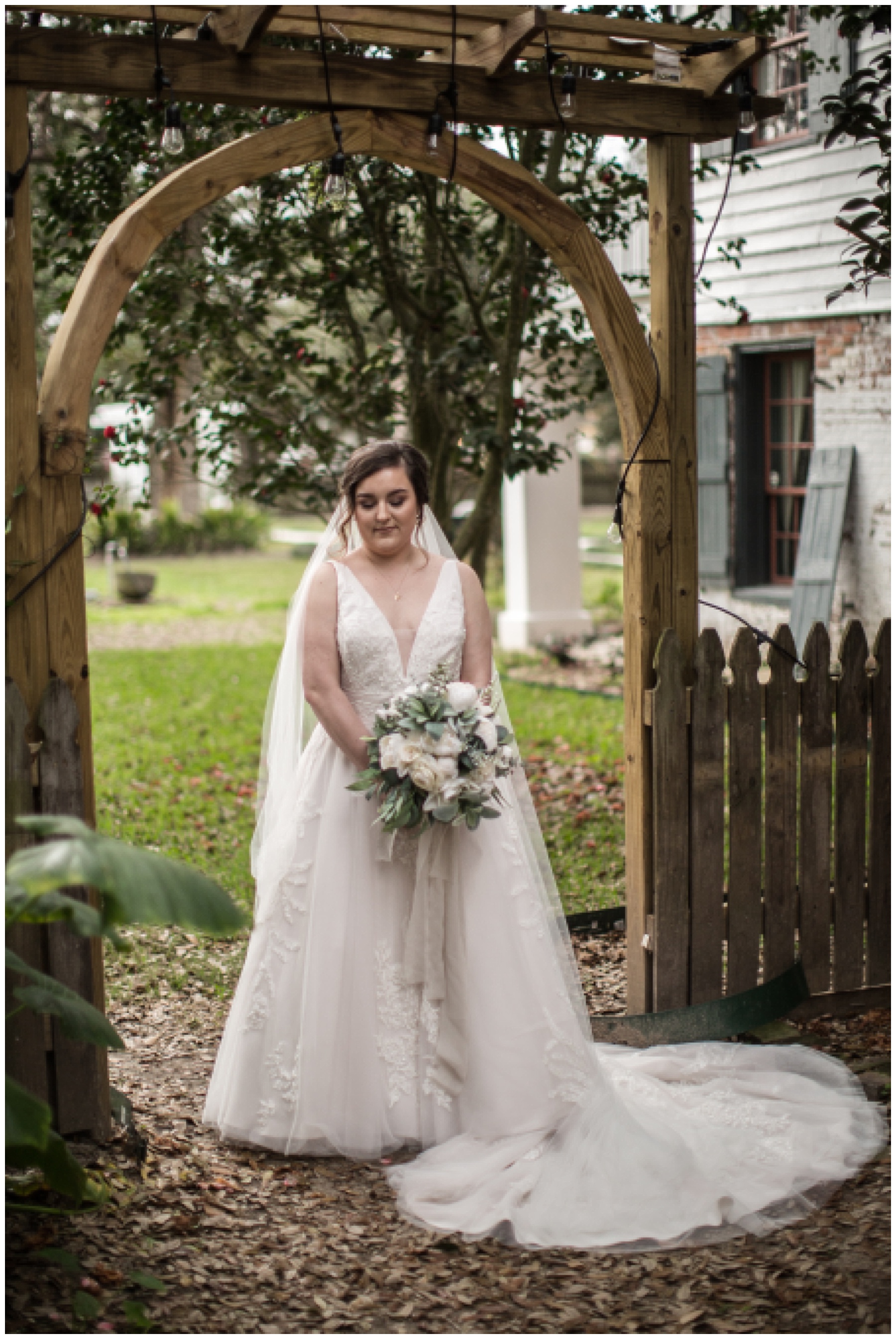 2019-07-07_0019 Moody Mouton Plantation Bridal Session - Mrs. Gros-Young