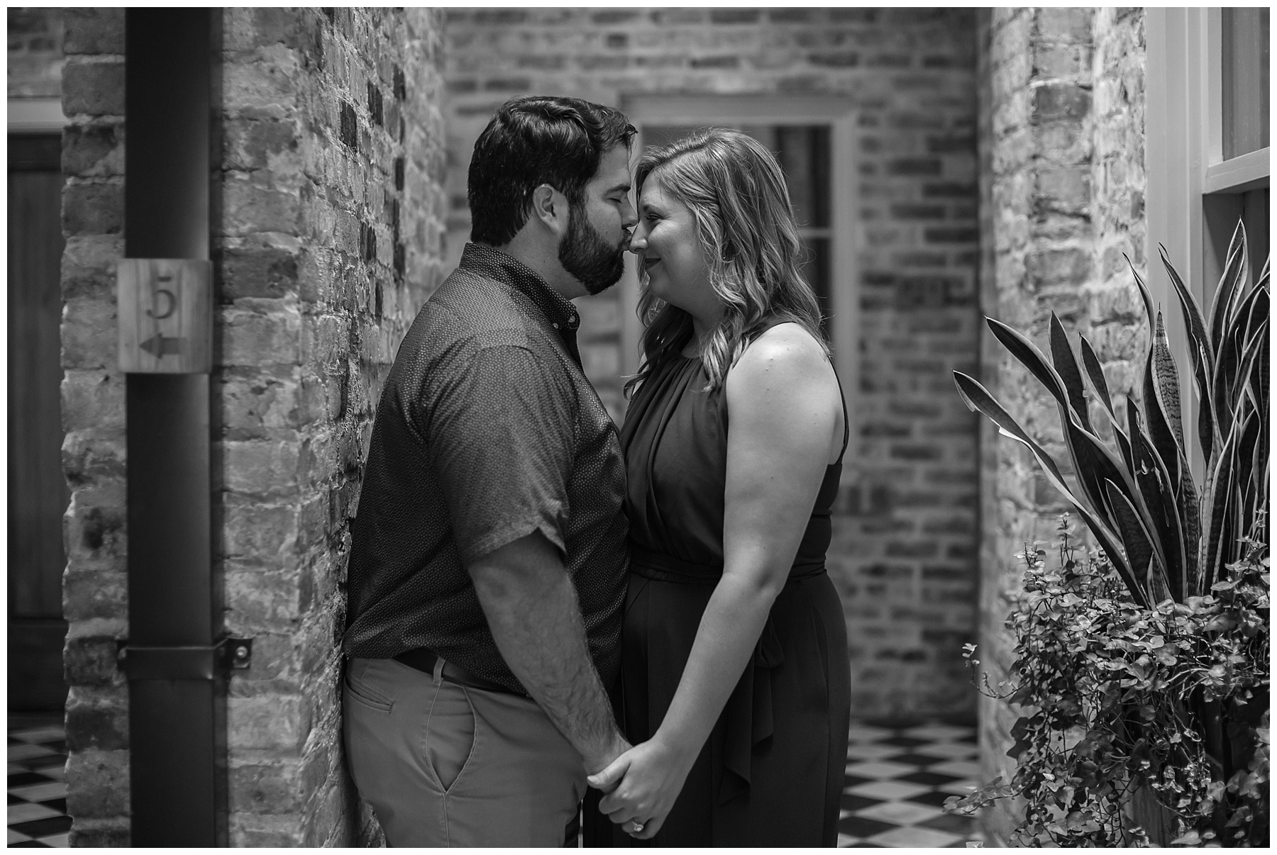 2019-10-22_0026 Claire & Landon - Catahoula Hotel Engagement Session