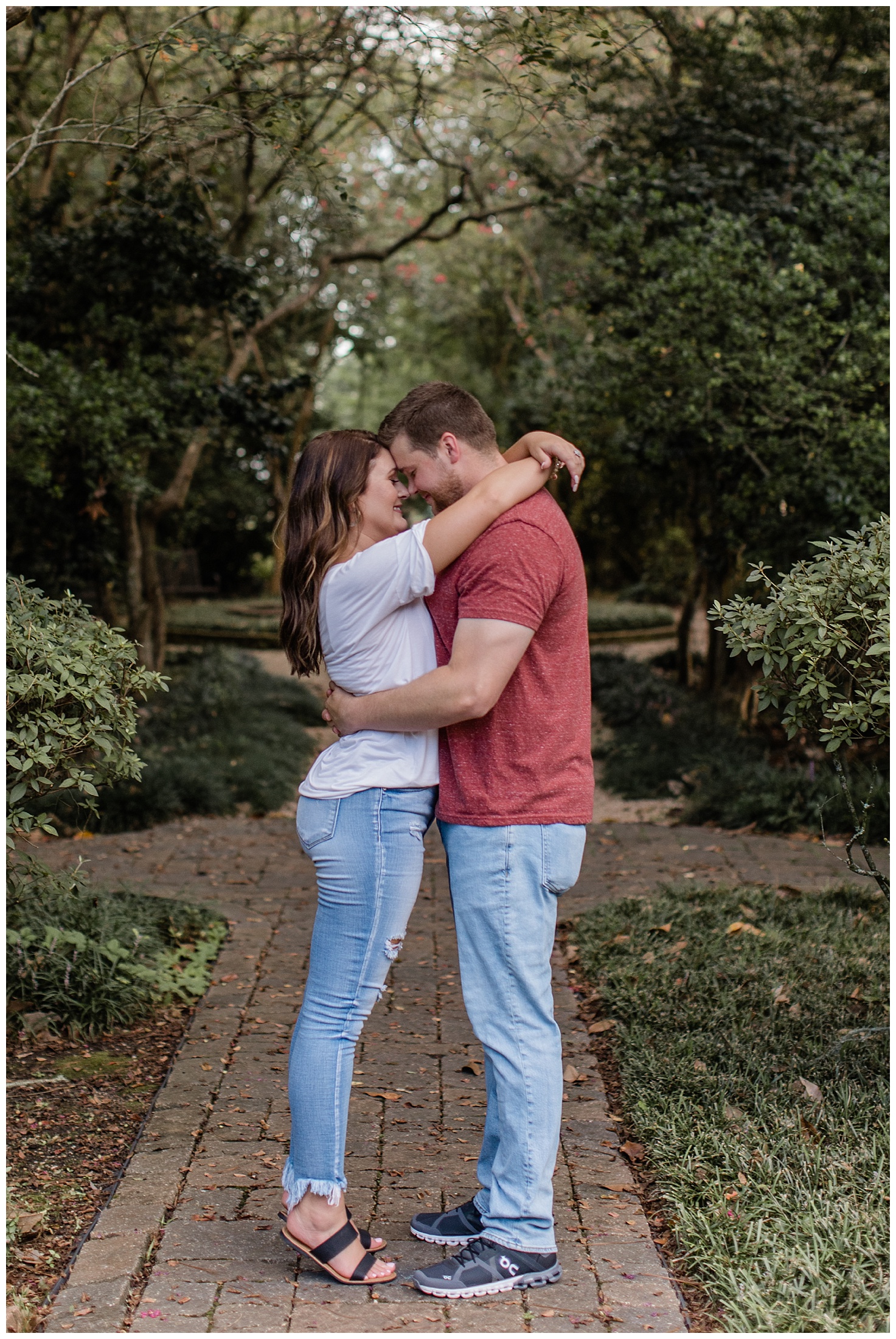 1NAP-0143 Aysia & Quinton - UL Alumni Center Engagement Session